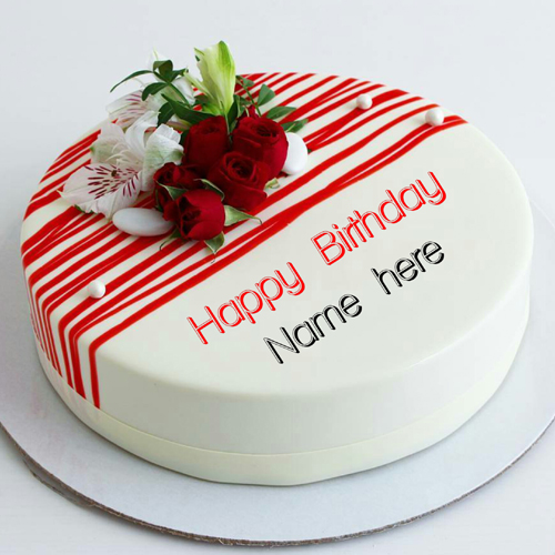 Vanilla Flavor Birthday Cake With Strawberry Toppings 